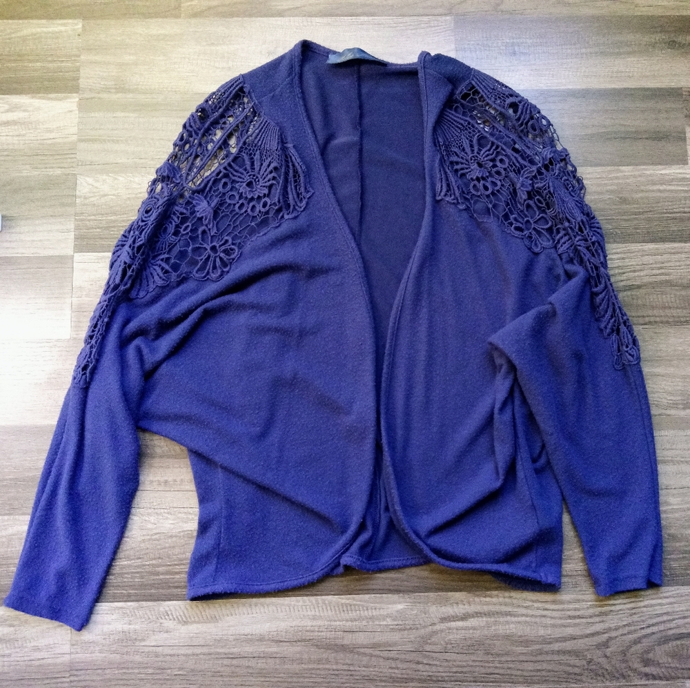 Blue Rair navy cardigan size small
